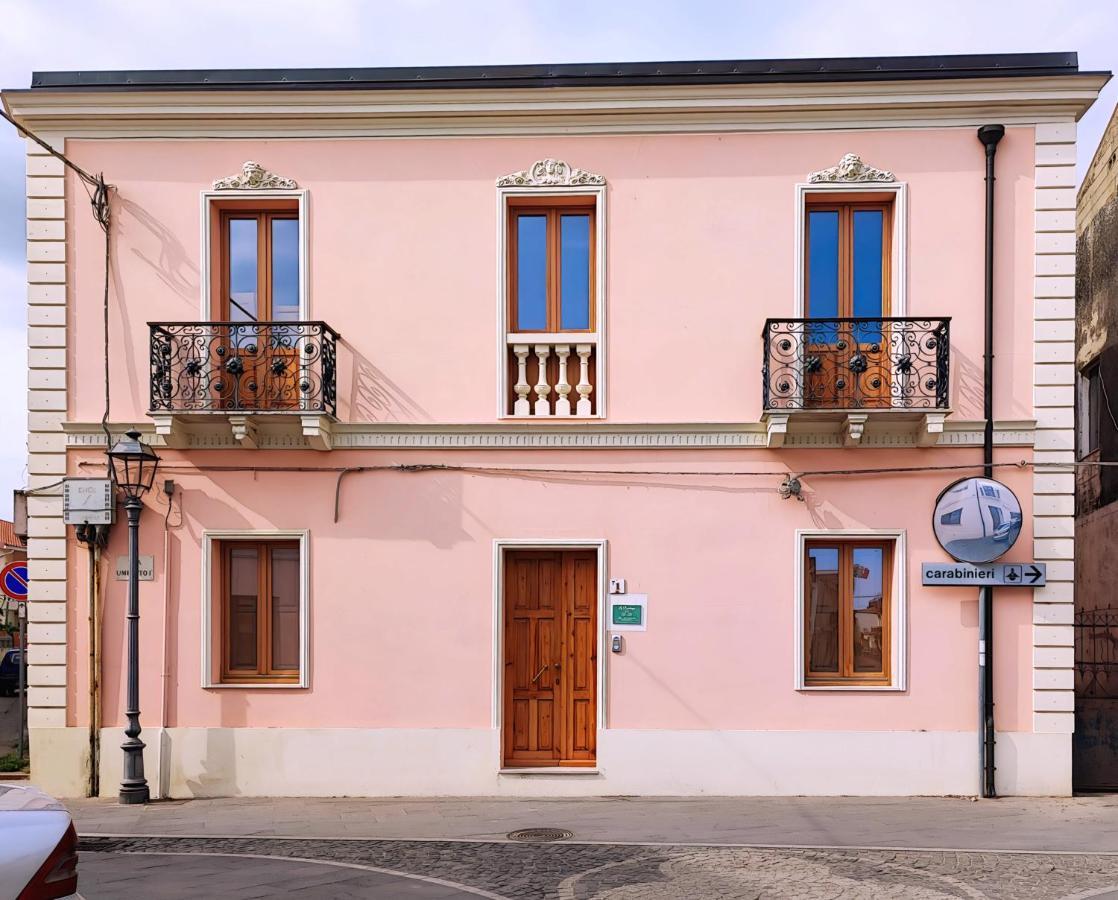 La Residenza B&B Giba Exterior photo